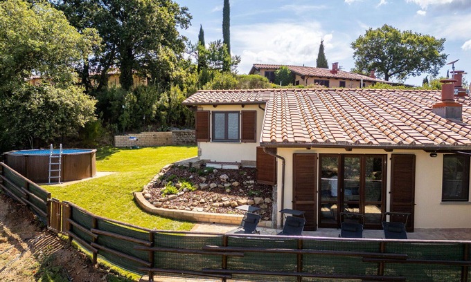 Scansano House | Stunning private villa with A/C, hot tub, private pool, WIFI, TV, patio, panoramic view, parking