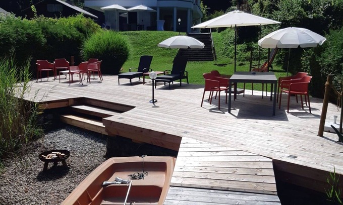 Landskron Villa | Stunning private villa for 6 guests with WIFI, A/C, TV and terrace