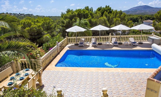 Media Luna Villa | Stunning private villa for 6 guests with private pool, WIFI, A/C, TV and patio