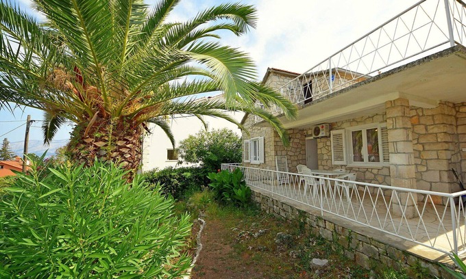 Milna (Brac) House | Stunning private villa for 7 people with WIFI, A/C, TV and terrace