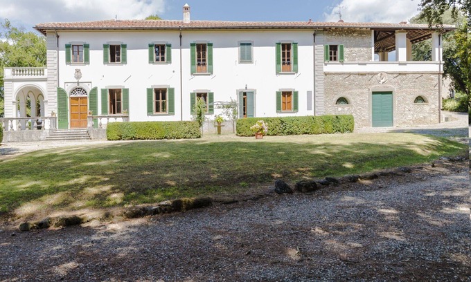 Vicchio Villa | Stunning private villa for 12 people with private pool, WIFI, TV, terrace and panoramic view
