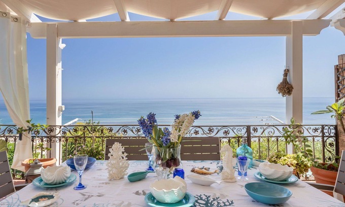 Porto Palo House | Stunning private villa for 6 guests with WIFI, A/C, TV and terrace