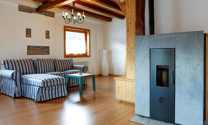 Ovaro House | Stunning private villa for 4 guests with WIFI and TV
