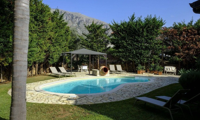 Cinisi Villa | Stunning private villa for 7 people with WIFI, A/C, private pool, TV and patio