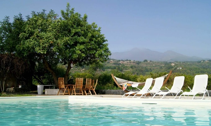 Macchia Villa | Stunning private villa for 6 people with pool, WIFI, TV, patio and parking