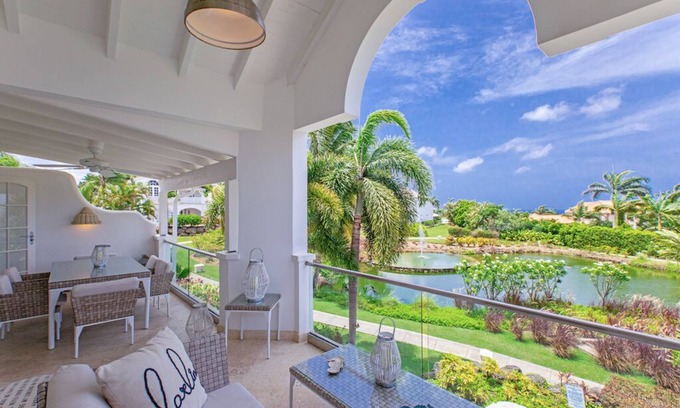 Merlin Bay Villa | Stunning - Royal Villa 12