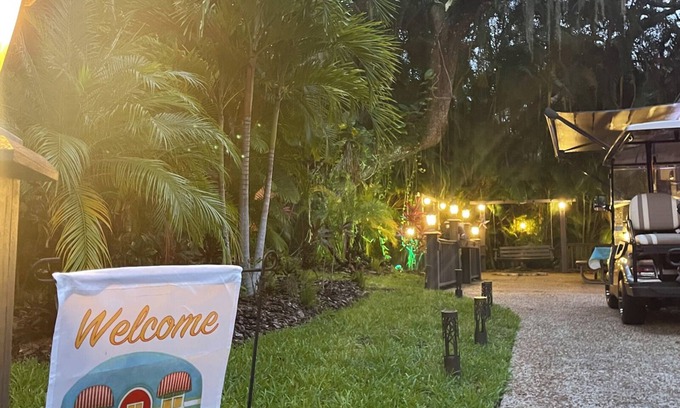 River Ranch RV Rental | Stunning site at River Ranch RV Resort