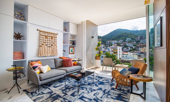 Emiliano Zapata Apartment | Stunning Super Studio at Avida! Awesome roofdeck!
