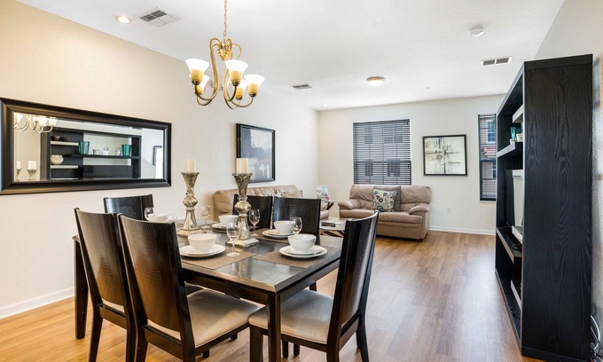 Florida Central Atlantic Coast House | Stunning tri-level townhome at Vista Cay Resort *close to supermarket*