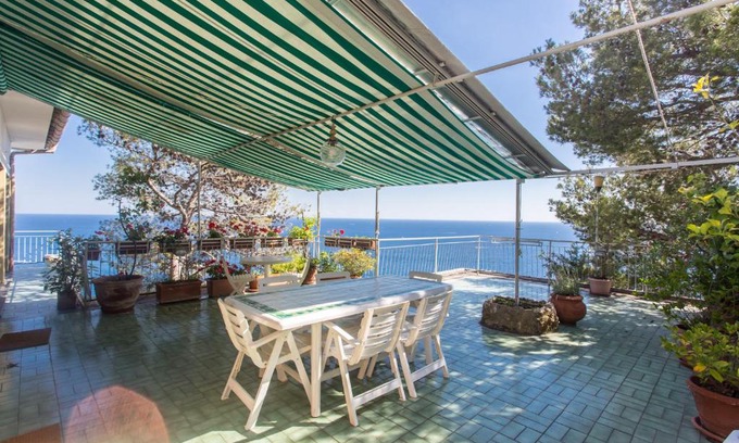 Chiavari Apartment | STUNNING VIEW Relax tra mare e cielo
