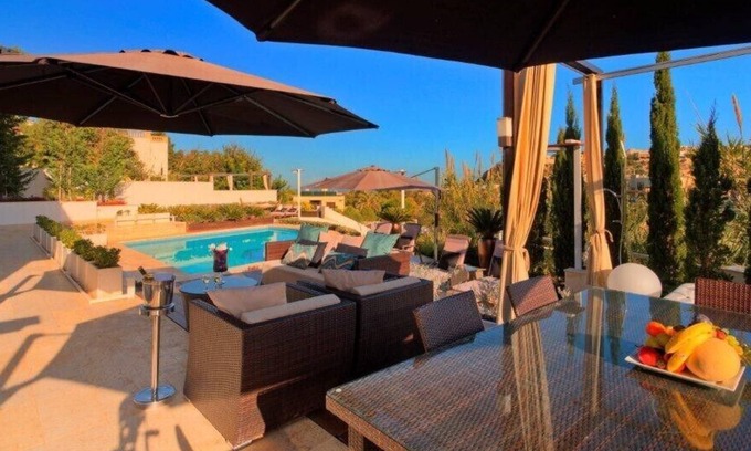 Santa Maria Estate Villa | Stunning Villa Aurelia Malta