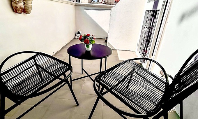 Mola di Bari House | Stunning villa for 2 people with WIFI, A/C, TV and terrace