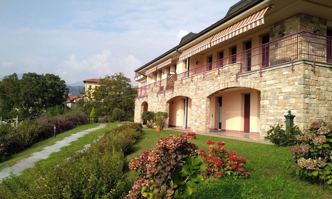 Poppino House | Stunning villa for 4 guests with WIFI, TV, terrace and parking