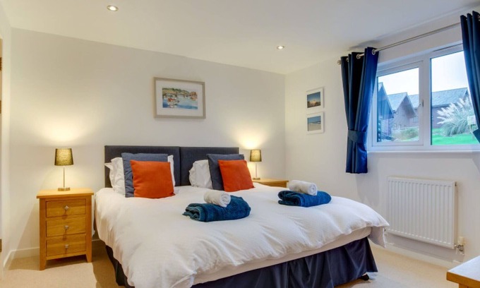 Winnard's Perch Villa | Stunning villa for 8 guests with WIFI, TV, patio, panoramic view and parking