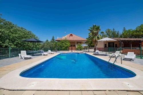 Moratalla Villa | Stunning Villa - Infinity Pool & Mountain Views