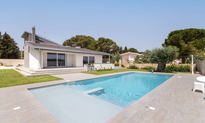 Chiusa Cavalli Villa | Stunning villa for 4 guests with private pool, A/C, WIFI, TV and parking