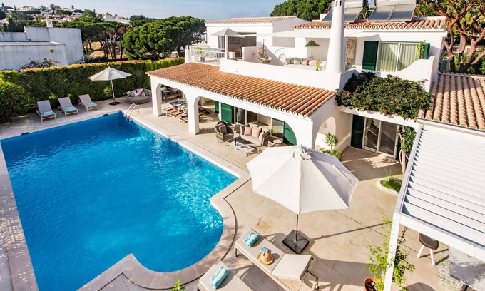 Vale do Garrao Villa | Stunning Villa With Private Heated Swimming Pool, 10 Minute Walk To The Beach