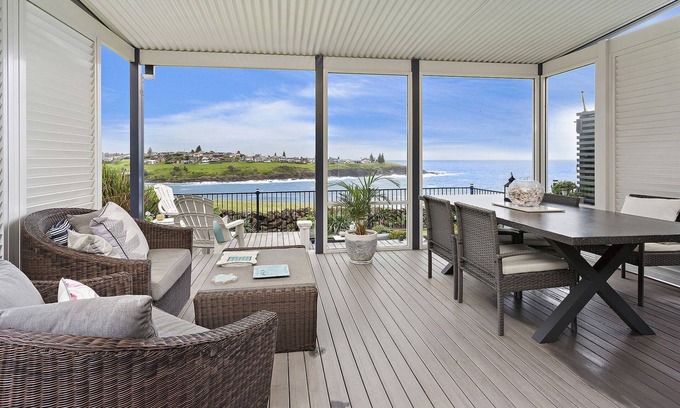 Kiama Heights House | Stunning water front location offering perfect blend of Beach & Coastal charm.n