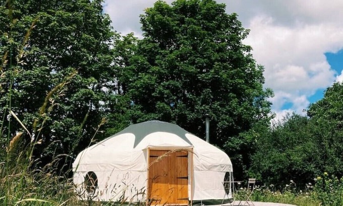 Lanteglos Cabin | Stunning Yurt 'Gribben' with use of wood fired hot tub