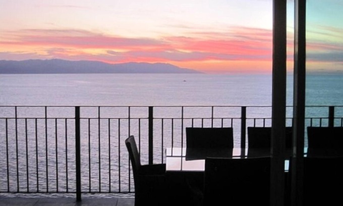 South Hotel Zone Condo | Stunningly Appointed Hotel Zone Beachfront Luxury with Breathtaking Views