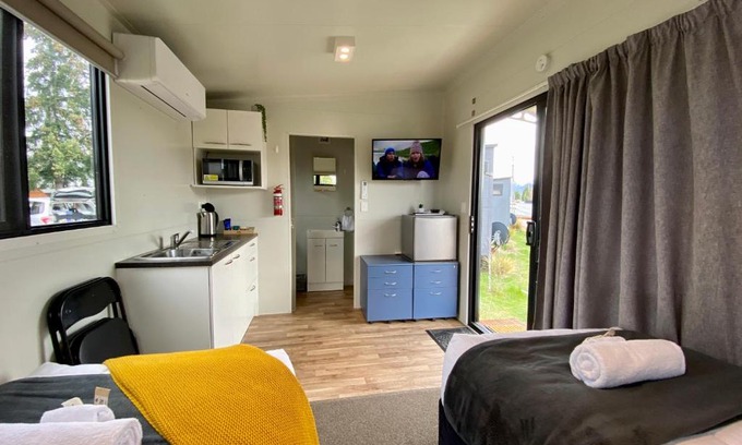 Twizel Apartment | Stunted Totara, Unit 1
