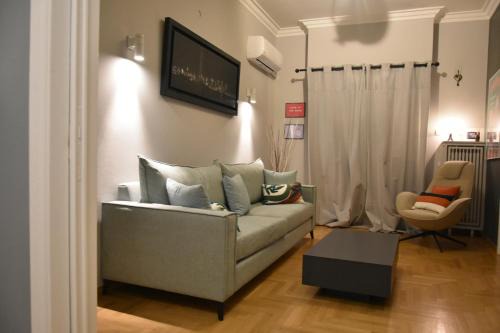 Ilisia Apartment | Stylish 1-BEDROOM Apartment Central & Cozy!