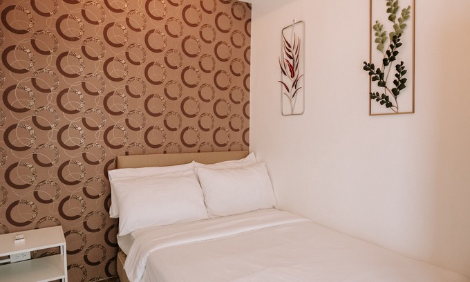 Mandurriao Condo | Stylish 1BR City Apartment