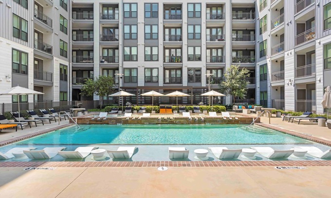 Washington Ave./ Memorial Park Apartment | Stylish 1BR Retreat in Houston’s Sawyer Yards Art District Minutes to Downtown