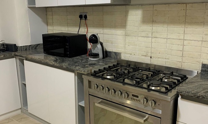 Ikoyi Apartment | Stylish 3 Bedroom Apartment next door to Wheatbaker Hotel in Old Ikoyi, Lagos