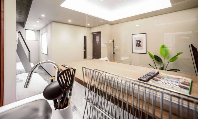 Higashiazabu Apartment | Stylish and homey space! // Alt Stay Azabudai 303
