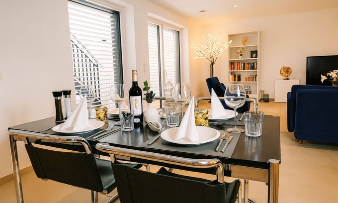Neuhadern Apartment | Stylish apartment - 100sqm | terrace | Netflix