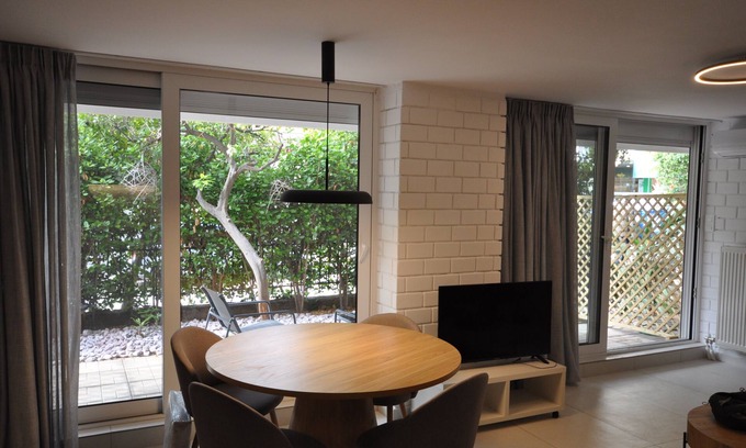 Voula Apartment | stylish apartment in Voula center close to the beach