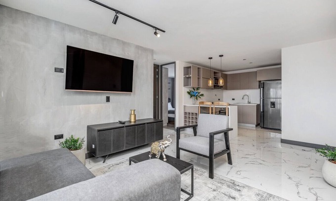 Laureles - Estadio Apartment | Stylish apt 9th floor w/AC near 2nd Park Laureles