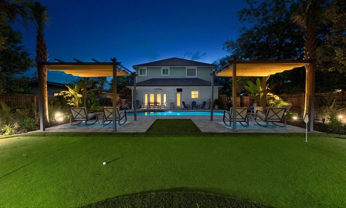 Jacksonville Beach House | Stylish Beach Home with Heated Pool & Relaxing Yard