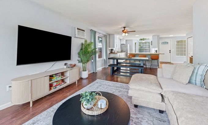 Mountain View House | Stylish Bend Retreat | Hot Tub, Fenced Yard & Garage