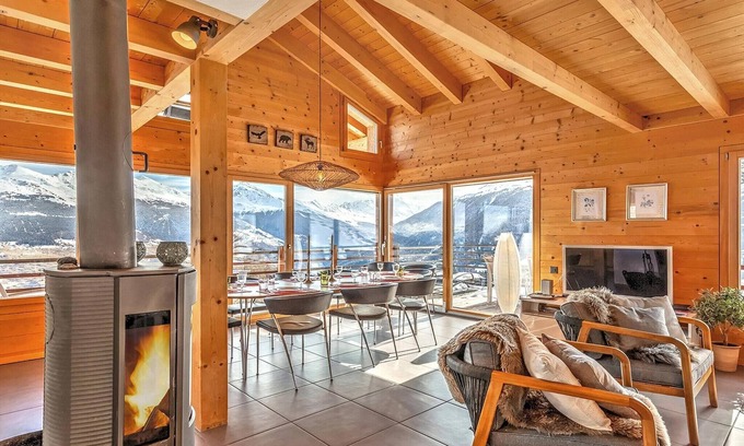 Heremence Ski Chalet | Stylish Chalet with Sauna in Hérémence