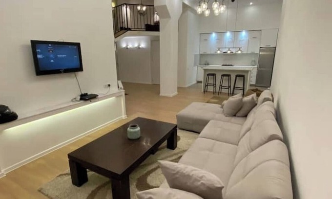 Kutaisi Apartment | Stylish Comfort in the Heart of the City – Khedi House Apartments