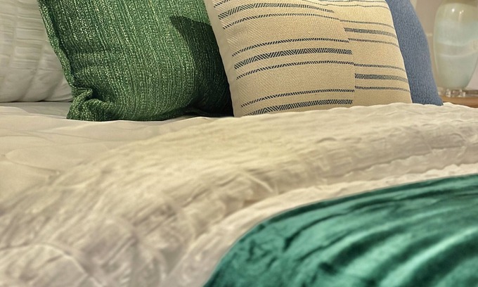Morrisville House | Stylish Getaway King Suite Workstation for 2 Near RDU Airport & RTP