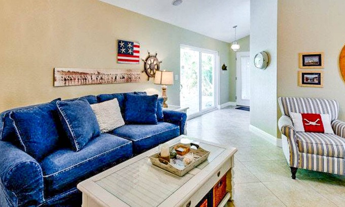 Holmes Beach Condo | Stylish island condo w/ heated private pool & lovely views - walk to the beach