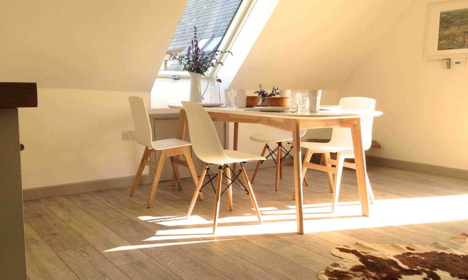Shepton Mallet Apartment | Stylish loft apartment on large working farm near Glastonbury and Wells