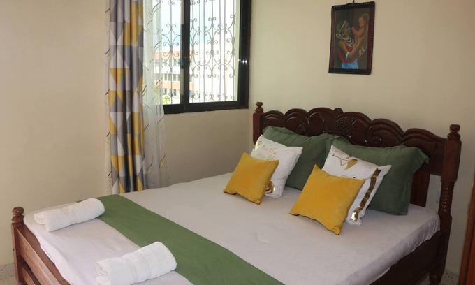 Manyimbo Apartment | Stylish Luxe Apt Minutes away from Nyali Beach