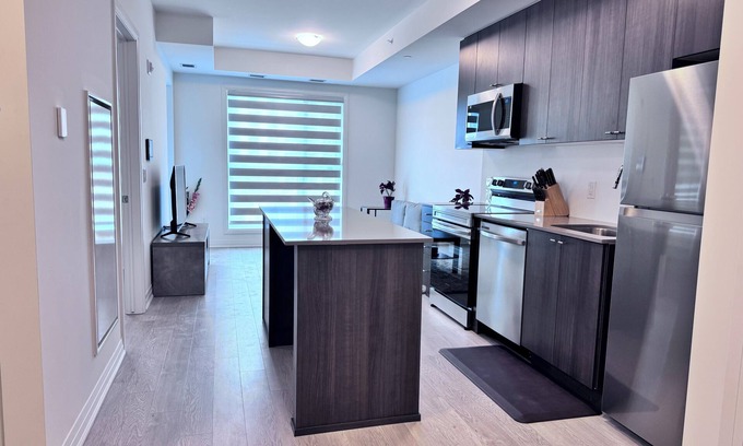 Halton Regional Municipality Apartment | Stylish New Condo in Milton - Close to Glen Eden Ski Resort