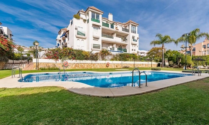 Puerto Banus Apartment | Stylish Puerto Banus 2 Bed Apartment – Perfect for Beach & Beach Club Lovers