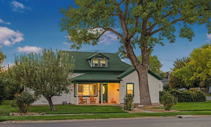 Spanish Fork House | Stylish Remodel with Comfort, Charm, and Great Location with Easy Access to I-15