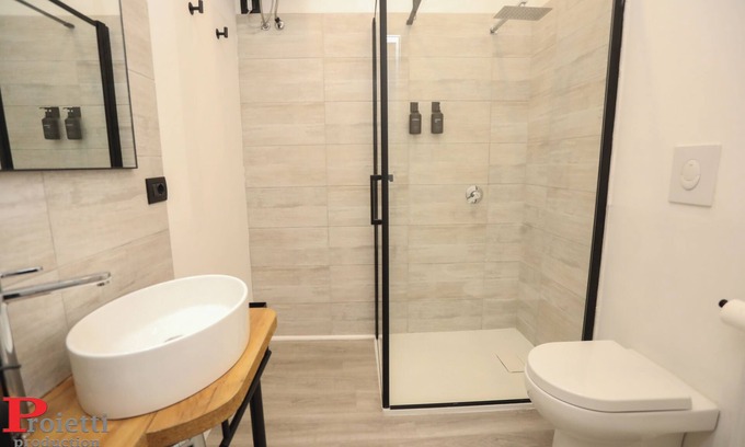 Trastevere Apartment | Stylish&Renovated Apt in Trastevere ac/wi-fi