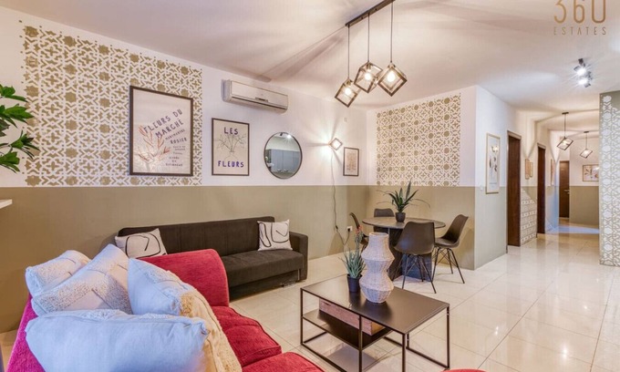 Sliema Apartment | Stylish Sliema 2BR Stay near Seafront & St'Julians