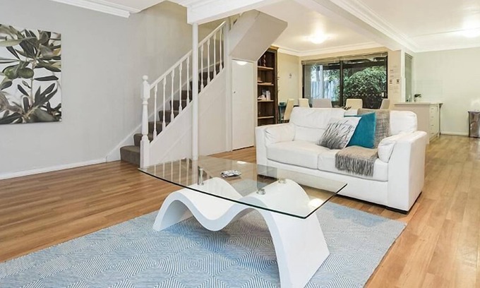 Subiaco Apartment | Stylish Subiaco terrace accommodation