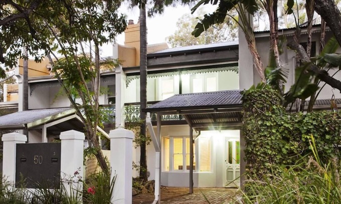 Subiaco Apartment | Stylish Subiaco terrace accommodation