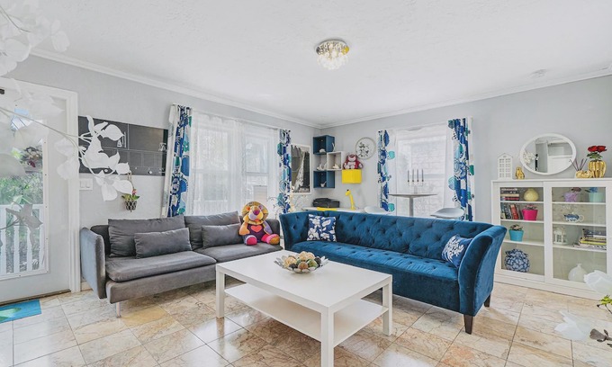 Parker Ridge House | Stylish Vacation Home Close to Everything