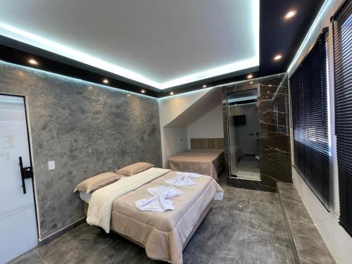Centro Apartment | Suíte Silver com 2 camas 205